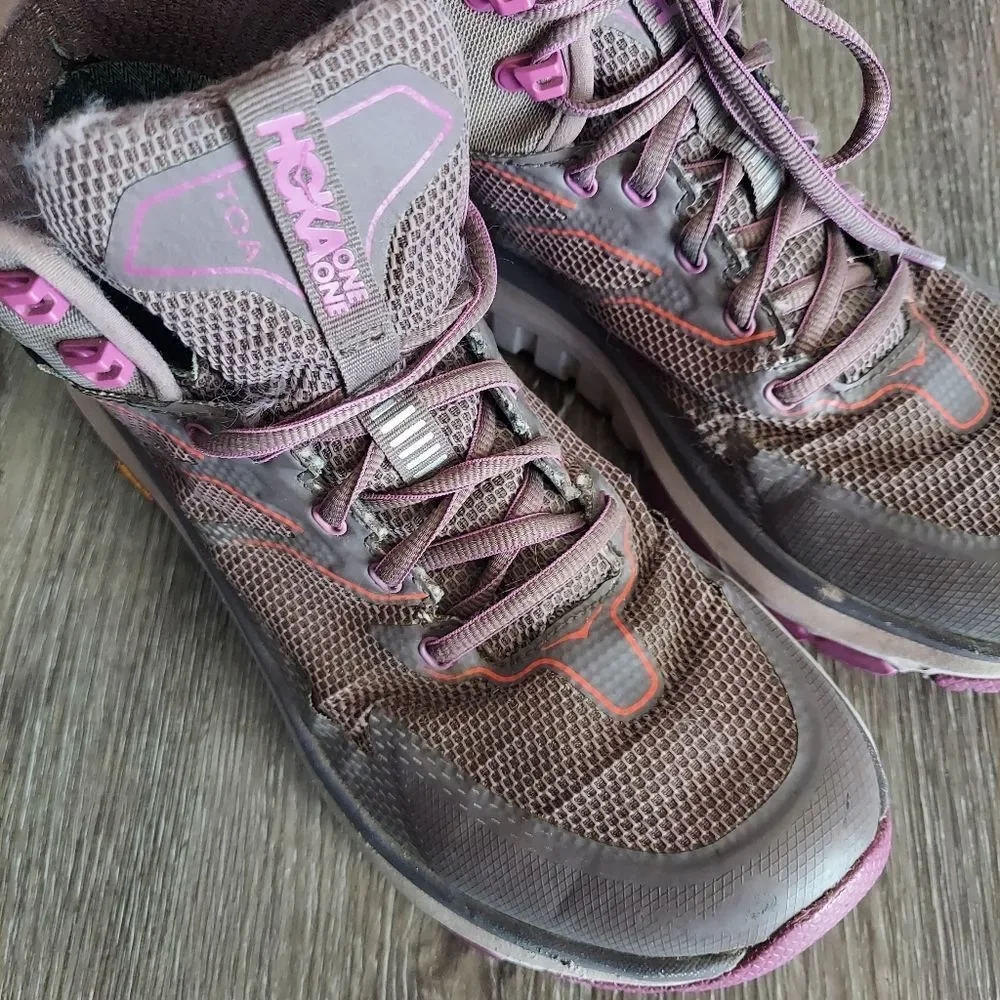 Hoka One One gore tex
